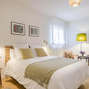 Larios In By Solaga Homes Apartment